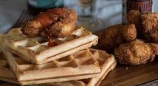 Dudefood dinsdag: over vakantiebestemmingen en Chicken & Waffles | Simone's Kitchen