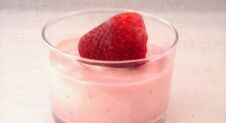 Fris Toetje: Aardbeien yoghurt bavarois