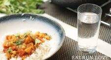 Curry met bloemkool en kikkererwten