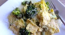 Ravioli met broccoli en tuinbonen