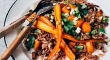 Fresh & Easy: Pilav rijst met gehakt en geroosterde honing wortels