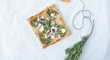 Weekendbites: Snelle Griekse mini pizza’s
