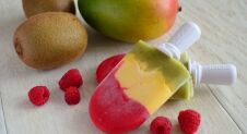 Stoplicht ijsjes met framboos, mango en kiwi