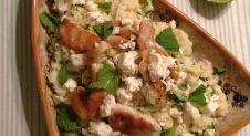 Couscous salade met munt, feta en gegrilde kip
