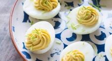 Dude Food dinsdag: Japanse spelletjes en eieren