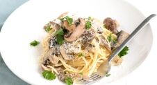 Fresh & Easy: Spaghetti met paddenstoelen roomsaus