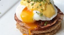 Fastfood Friday: Eggs Benedict