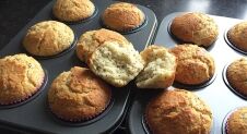 Tarwevrije citroen-maanzaad muffins