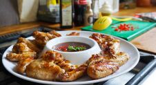 Sweet spicy chicken wings