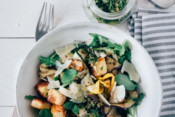 Fresh & Easy: Gegrilde groenten salade met croutons