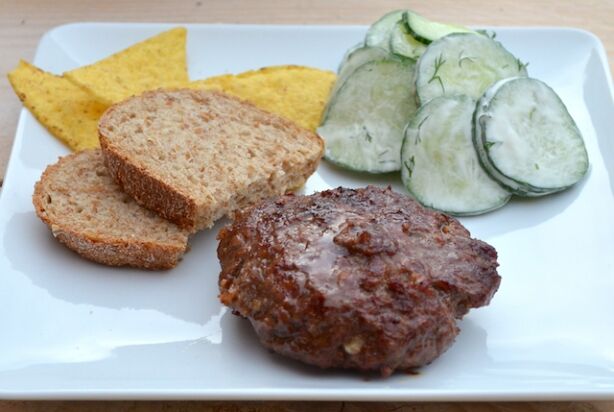 Specialiseren Moedig knal Recept voor homemade hamburgers van de bbq - Foody.nl