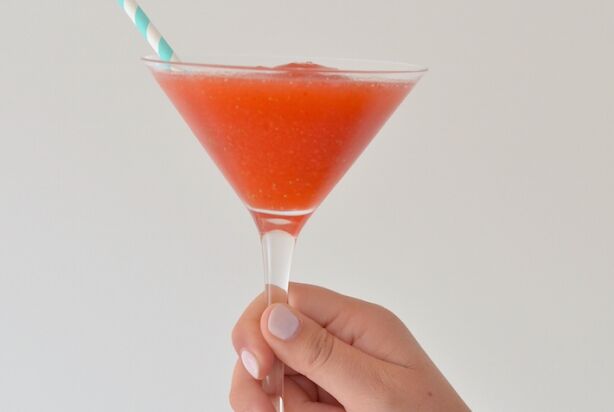 Cocktail O’ Clock Strawberry Daiquiri